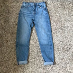 American Eagle Next Level Stretch Mom Jeans.